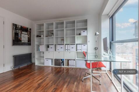 Bedroom 2/Study