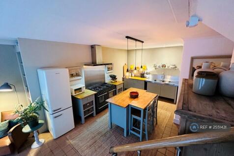 London Cottage Lympstone Kitchen