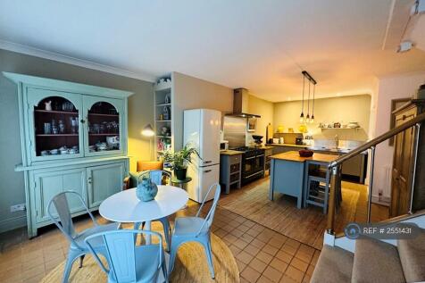 London Cottage Lympstone Kitchen
