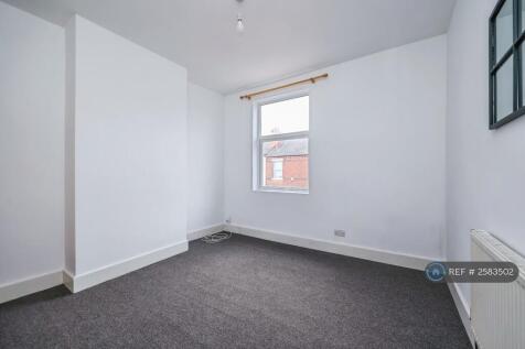 Front Bedroom 
