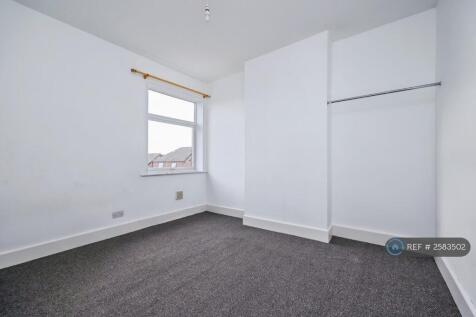 Rear Bedroom 
