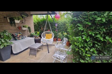 Private Garden View-1