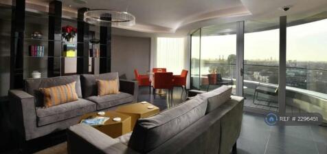 Club Lounge