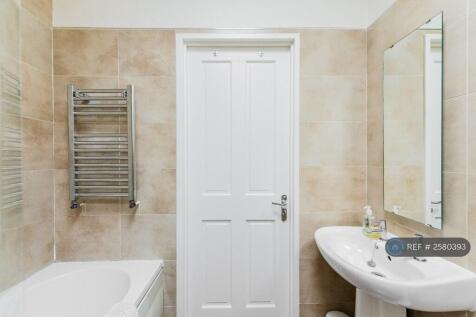 Bathroom (Top Floor)