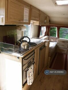 Kitchen Area &amp; Fridge