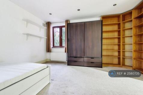 Spacious Second Bedroom