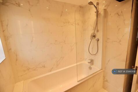 Bath / Shower