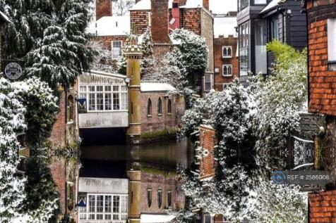 Canterbury In Snow