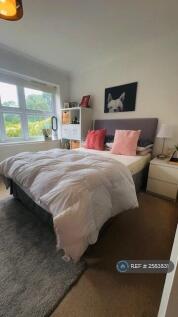 Room 1 (Ensuite)