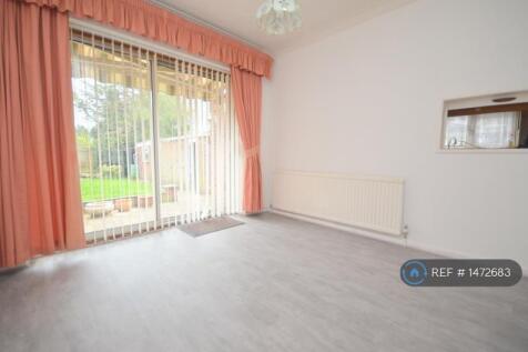 Dinning Room With Access To Garden