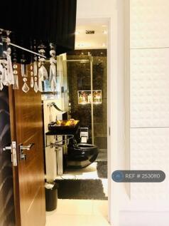 En-Suite 2