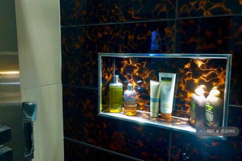 En-Suite 2