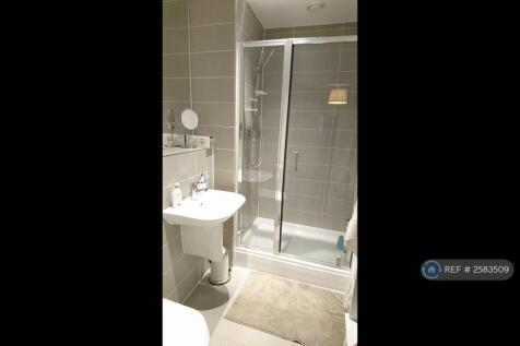 En Suite Bathroom