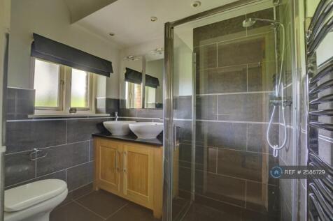 Master Ensuite