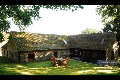 Rear Of Barn - Private Space