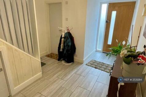 Shared Entrance Lobby 
