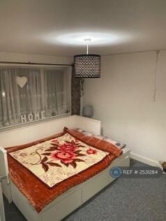 King Size Bedroom 
