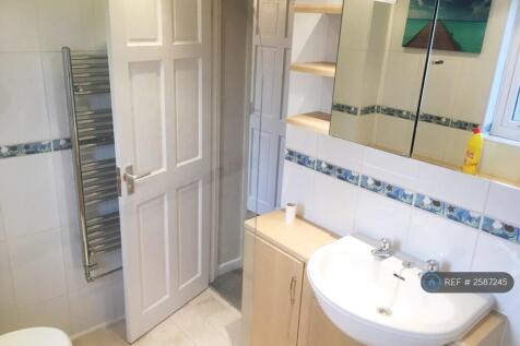 Plenty Of Cupboard Space