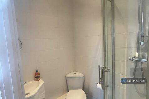 En Suite Bedroom 1