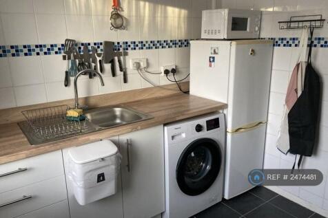 Washing Machine, Fridge/Freeze, Microwave