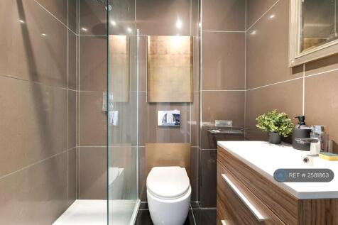 En-Suite To Bedroom 2