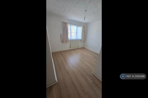 Master Ensuite Bedroom