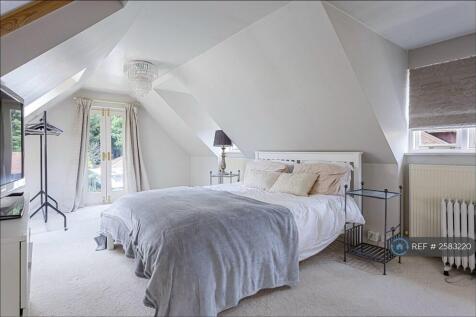 Main Bedroom 1