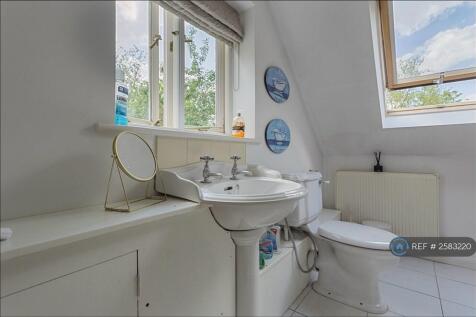 Bath / Shower / Toilet Area