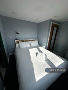 Ensuite Bedroom 2