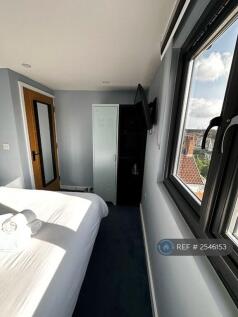 Ensuite Bedroom 2