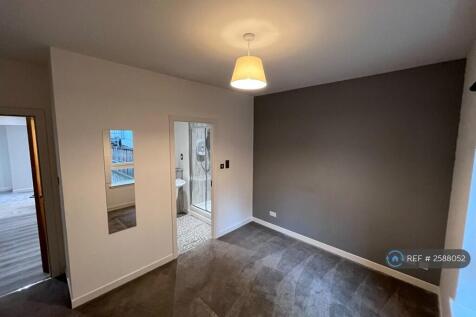 Bedroom With En-Suite