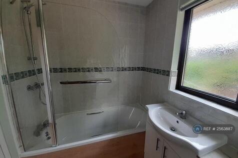 Upstairs Bathroom