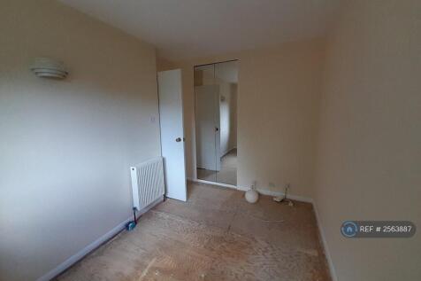 Back Bedroom With Fitted Wardrobe