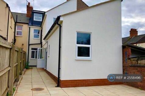Rear Paved Garden View