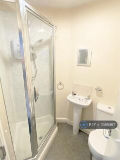 Room 6 - En-Suite