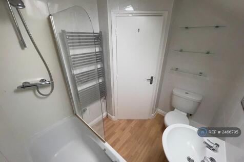 First Floor Bathroom