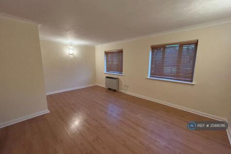 Lounge / Dining Room