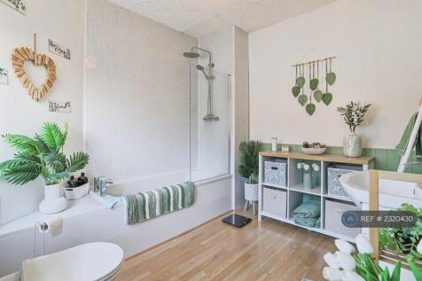 Bathroom1