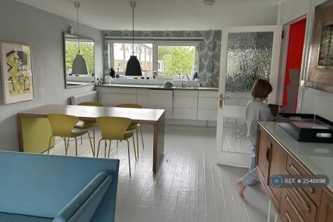 Bright Kitchen Space, 1st Floor