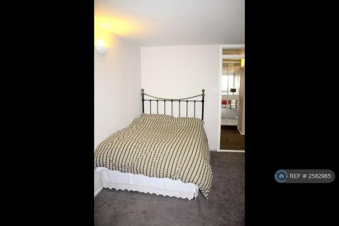 Double Bedroom 2