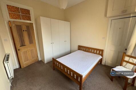Rear Bedroom 