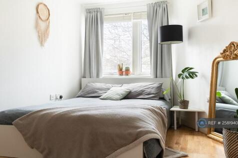Large Bedroom With a Spacious Built-In Wardrobe