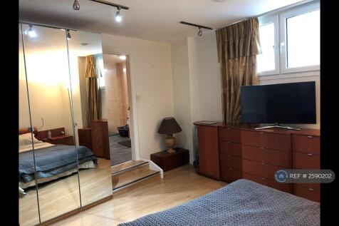 Bedroom 1a