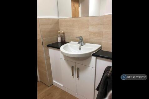 Guests Wc Cloakroom 2