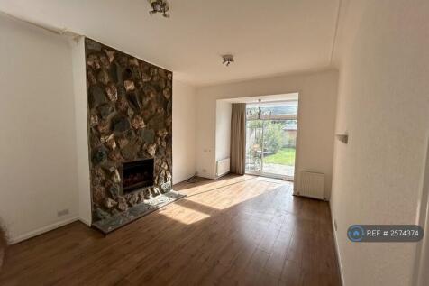 Lounge Leading To Garden 