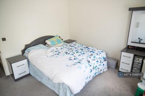 Master Bedroom-View1
