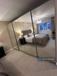 Built In Cupboards 