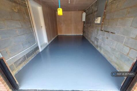 Garage. There Will Be Shelves In Here 