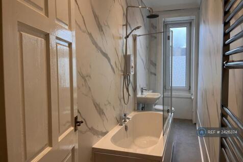 Batroom 5