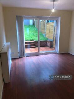 Living Area/ Garden 